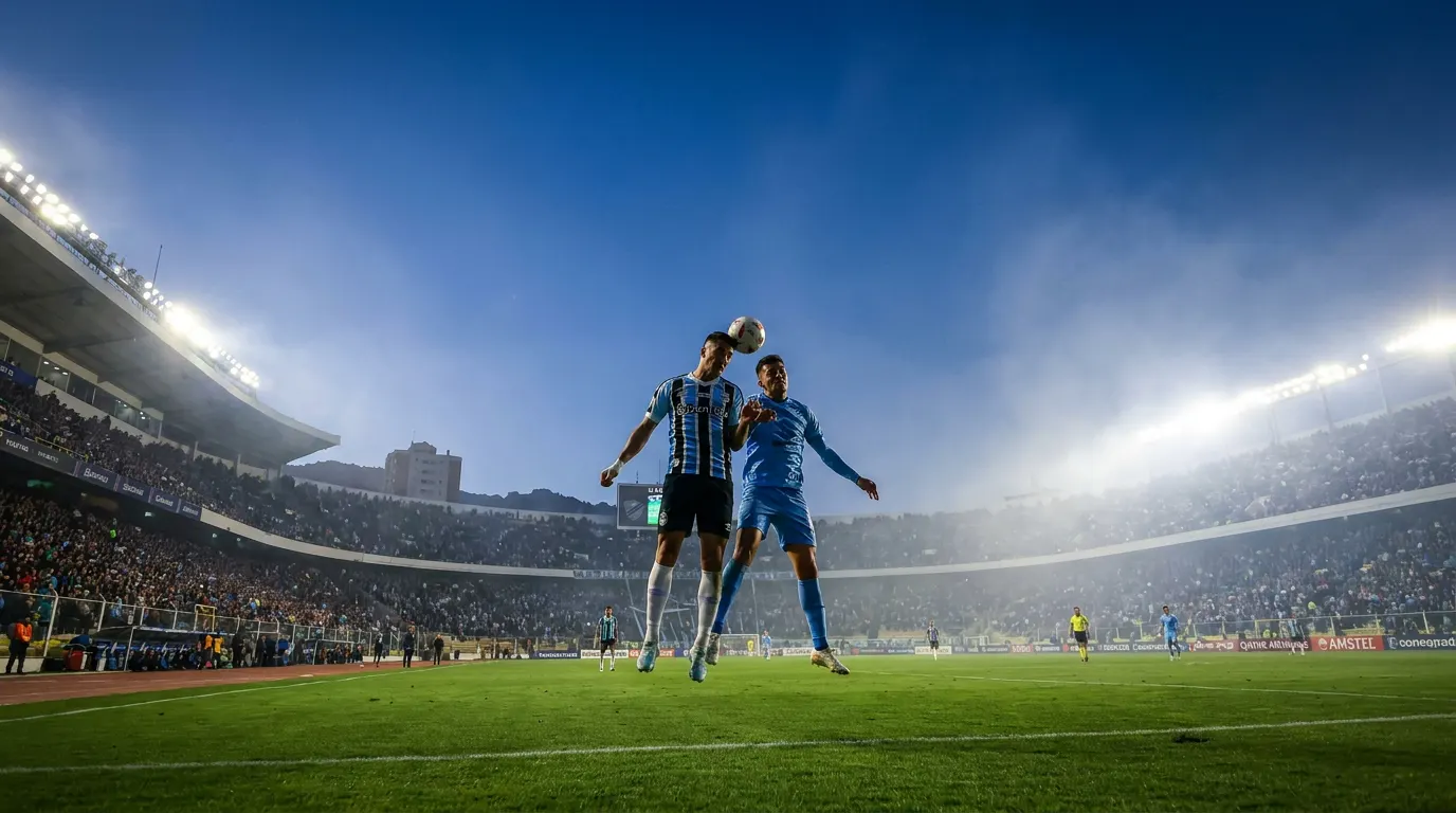 Grêmio jogando no Estadio Hernando Siles em La Paz pela Copa Sul-Americana 2026